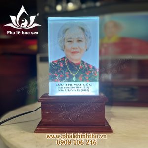 Ảnh thờ pha lê in màu kt 12x20cm đế chạm sen